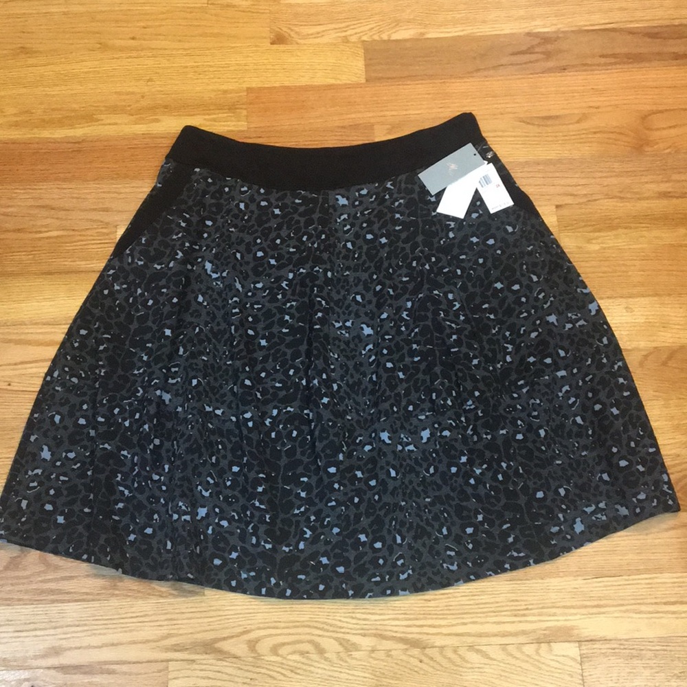 Melissa McCarthy Seven7 Black Floral Midi Skirt - Picture 3 of 6